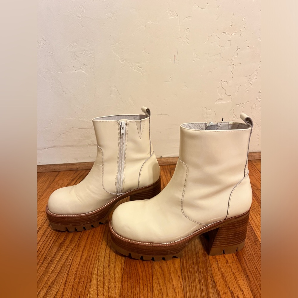 Jeffrey Campbell Quavo boots, size 8.5. CANNOT BE BUNDLED